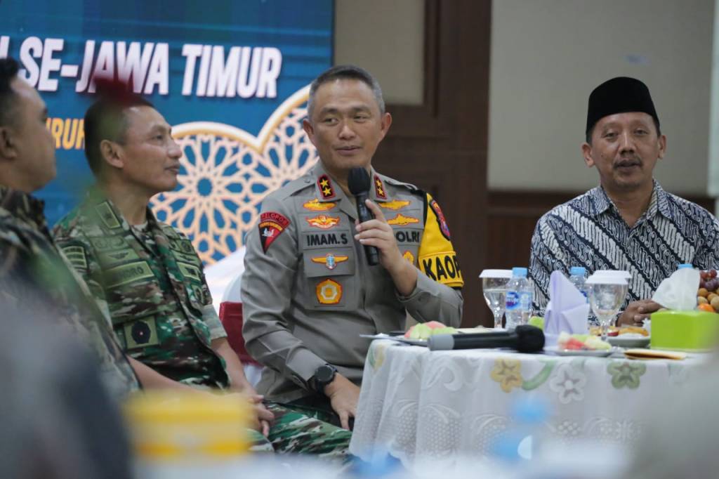 Sambut May Day 1 Mei 2024 Kapolda Jatim Ajak Serikat Buruh Jaga Sitkamtibmas 