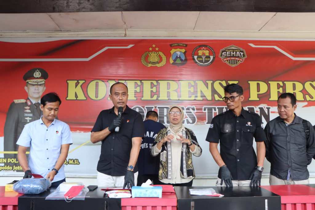 Polisi Berhasil Amankan Pria yang Viral Terekam CCTV Curi Hp di&nbsp;Tuban