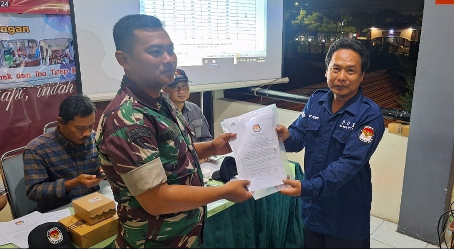 Babinsa Kandangan Hadiri Rapat Pleno Terbuka Rekapitulasi Daftar Pemilih Sementara Hasil Perbaikan (DPSHP) Tingkat&nbsp;Kelurahan