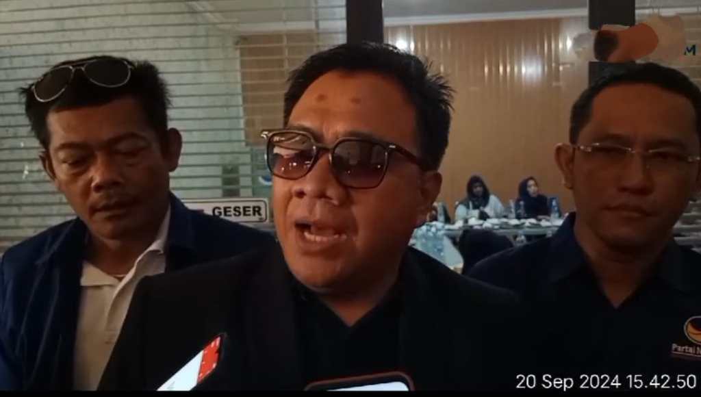 13 DPC Dan Pengurus DPD Partai NasDem Kabupaten Jombang Menyatakan Sikap Mosi Tidak Percaya Terhadap SK (Surat&nbsp;Keputusan)Baru